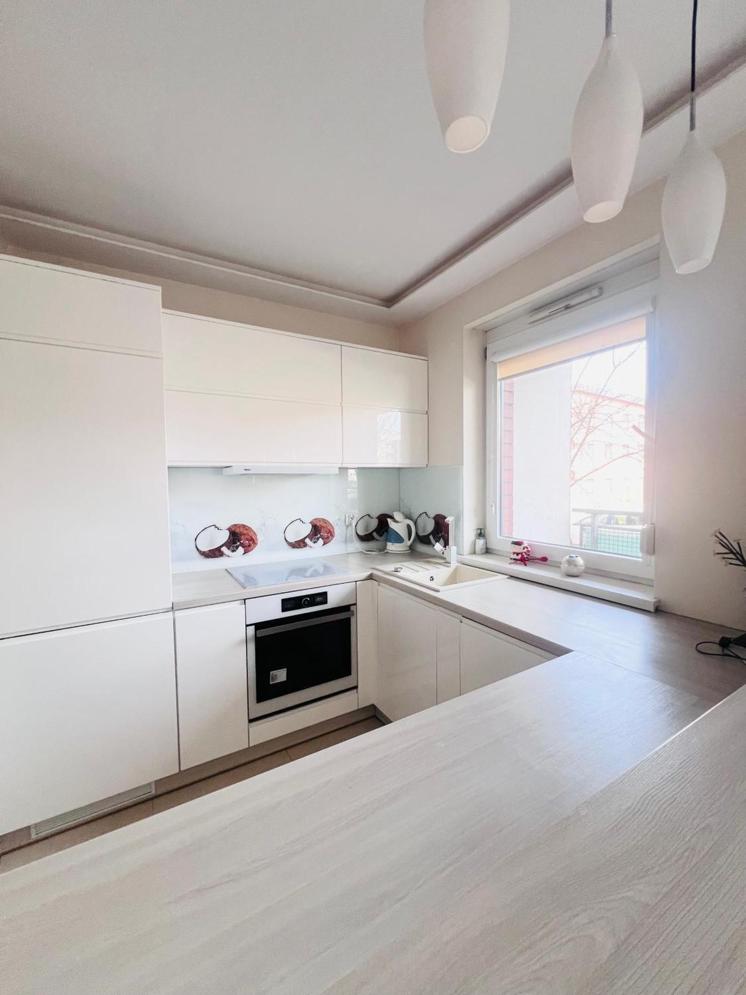 Luna Deluxe Magellana Вроцлав
